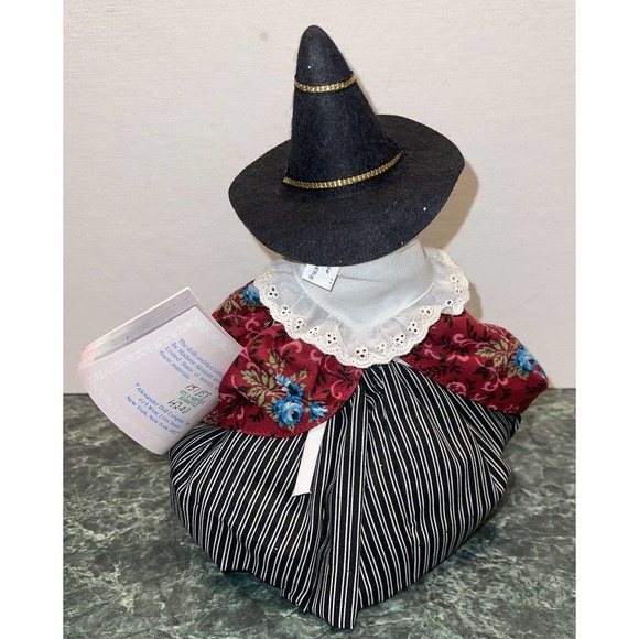 Madame Alexander Mother Goose Doll 8" International Miniature Showcase Halloween - Picture 3 of 3